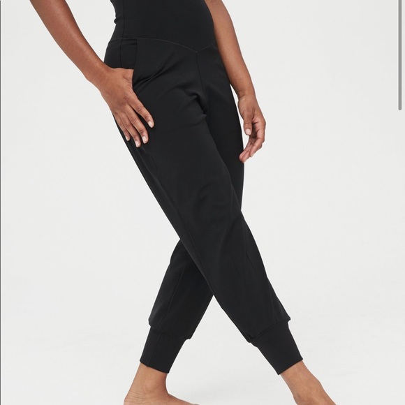 Aerie Offline Real Me Jogger - Picture 2 of 4